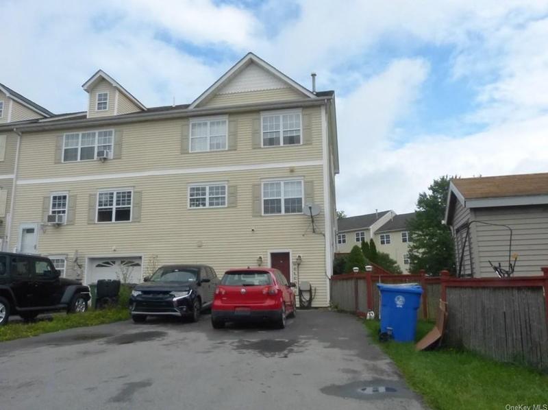 60 Peach Pl, Middletown, NY 10940 - MLS H6282274 for Sale