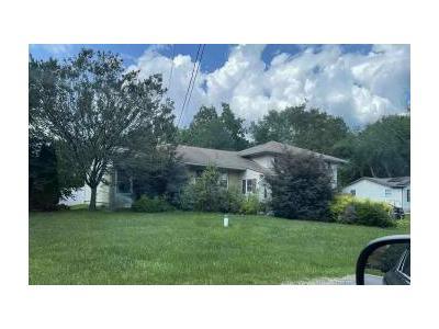 Macarthur Ave for Sale