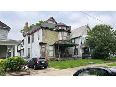 SE Riverside Dr for Sale