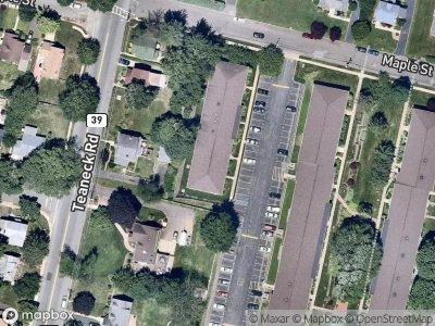 E Maple St for Sale
