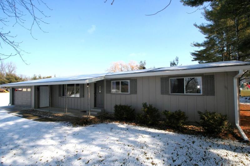 9 Summerset Dr, Mackinaw, IL 61755 - MLS 11949710 for Sale