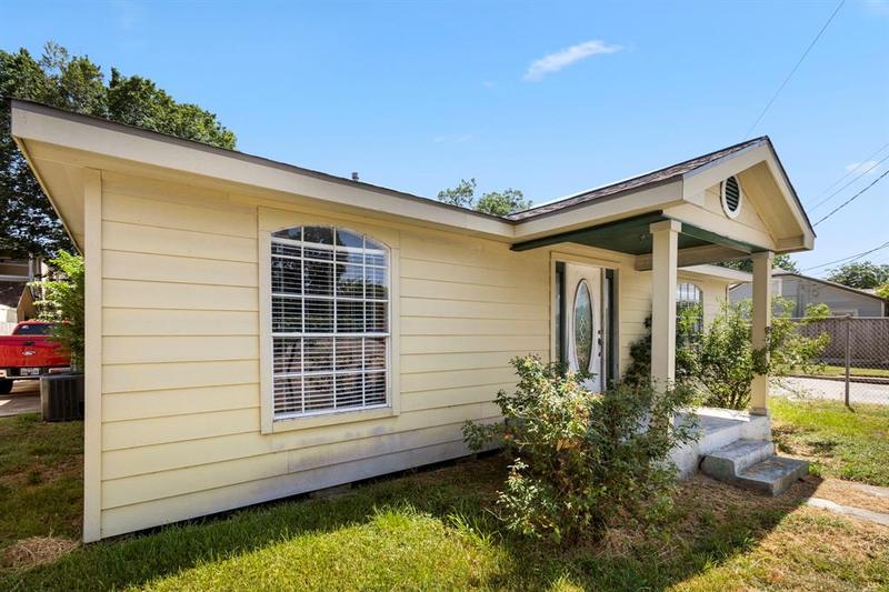 1039 W Cavalcade St, HOUSTON, TX 77009 for Sale