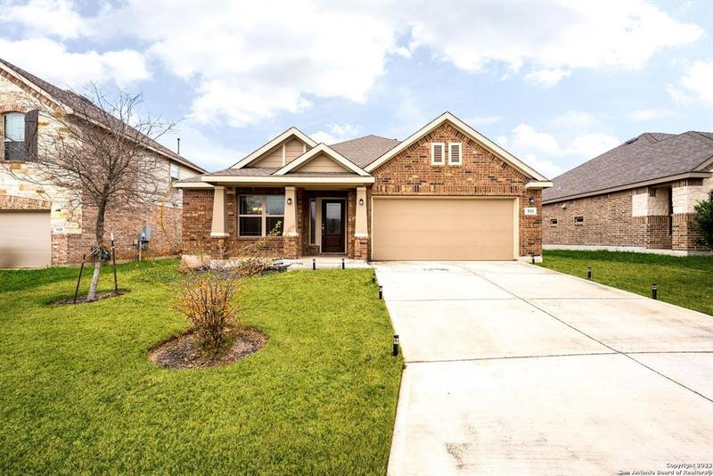 931 RACELAND RD, San Antonio, TX 78245-3790 for Sale