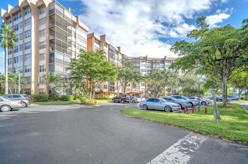 1300 St Charles Pl #601, Pembroke Pines, FL 33026 - MLS A11469456 for Sale