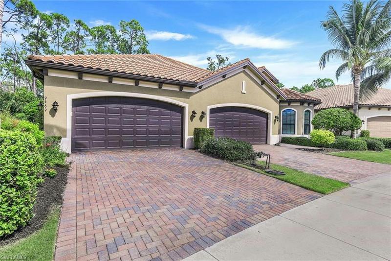 9469 ISLA BELLA CIR, BONITA SPRINGS, FL 34135 Single Family Residence For Sale  MLS# 223074835