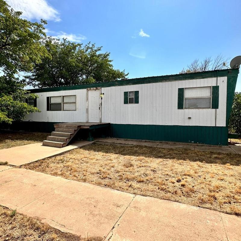 4802 Colgate Drive, Lubbock, TX 79416 for Rent