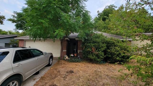 2703 Roberts Cir, Arlington, TX 76010 for Sale