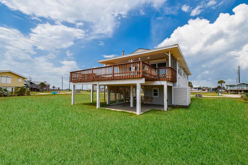 16713 Jamaica Beach Rd, Jamaica Beach, TX 77554 for Sale