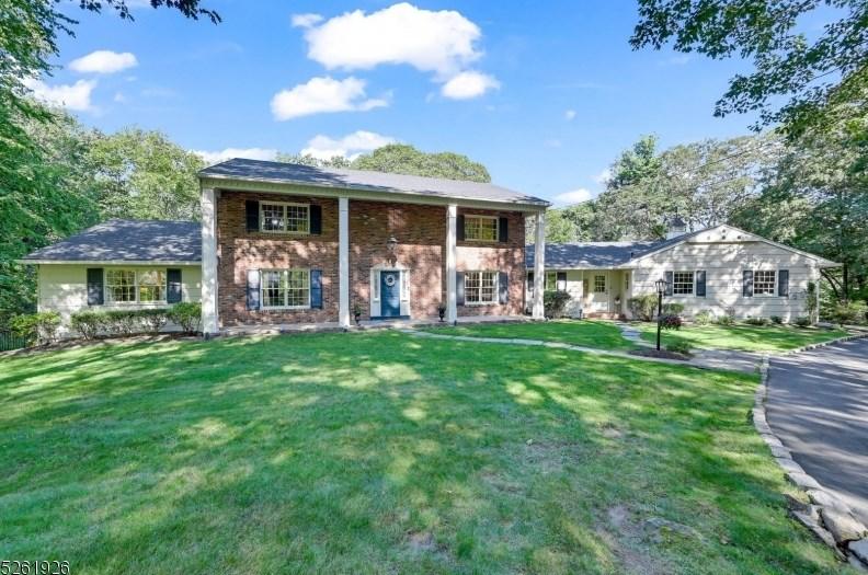 10 Briarcliff Terrace, Kinnelon, NJ 07405 - MLS 3880020 for Sale