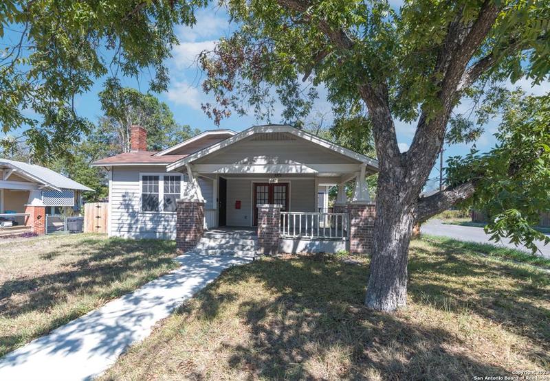 647 AVANT AVE, San Antonio, TX 78210-4113 for Sale