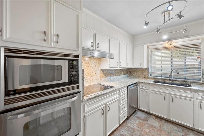 5410 Grissom Dr, Arlington, TX 76016 for Sale