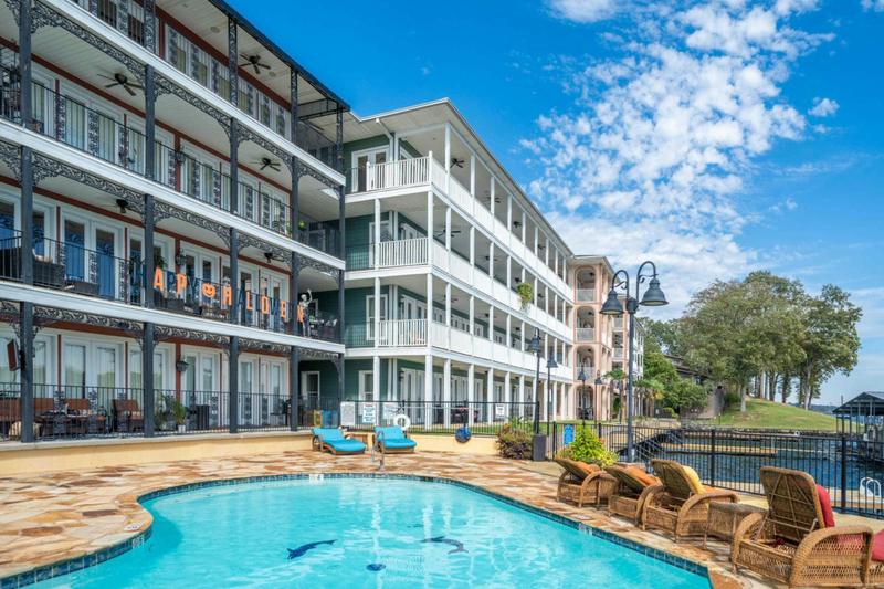 106 GRAND ISLE DR # 2, Hot Springs, AR 71913 Duplex For Sale  MLS# 24001241