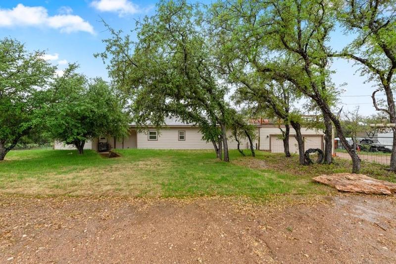 220 Creedmore Dr, Liberty Hill, TX 78642 for Sale