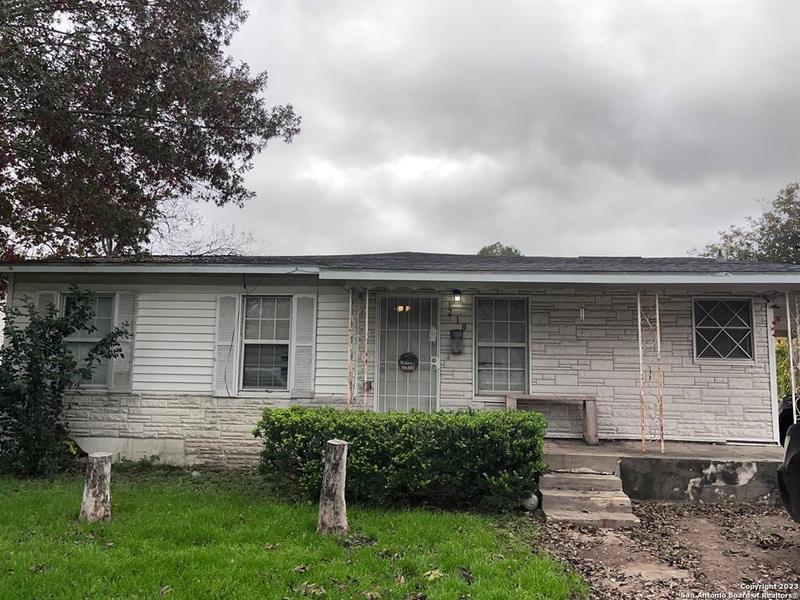 210 SOUTHWAY DR, San Antonio, TX 78225-2239 for Sale