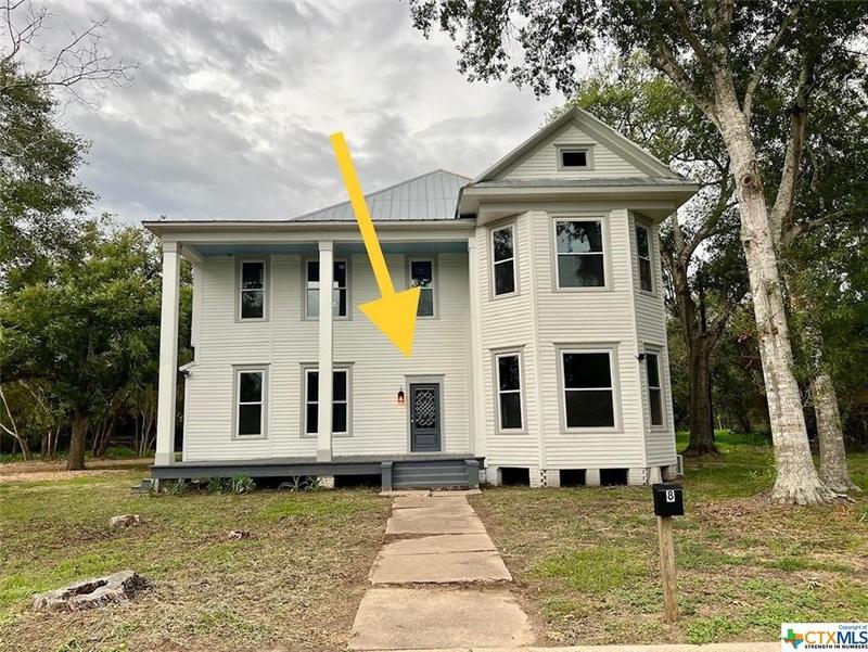 409 S Pumphrey #1, Edna, TX 77957 for Rent