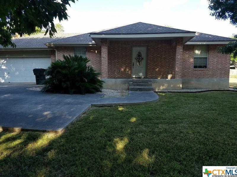 239 Lake Ridge Dr, Seguin, TX 78155 - MLS 522307 for Rent