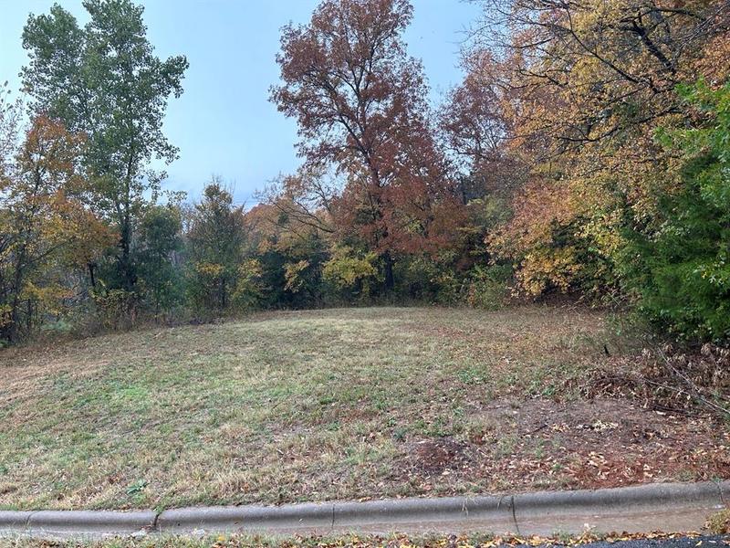 2409 Highland Park Dr, Denison, TX 75020 for Sale