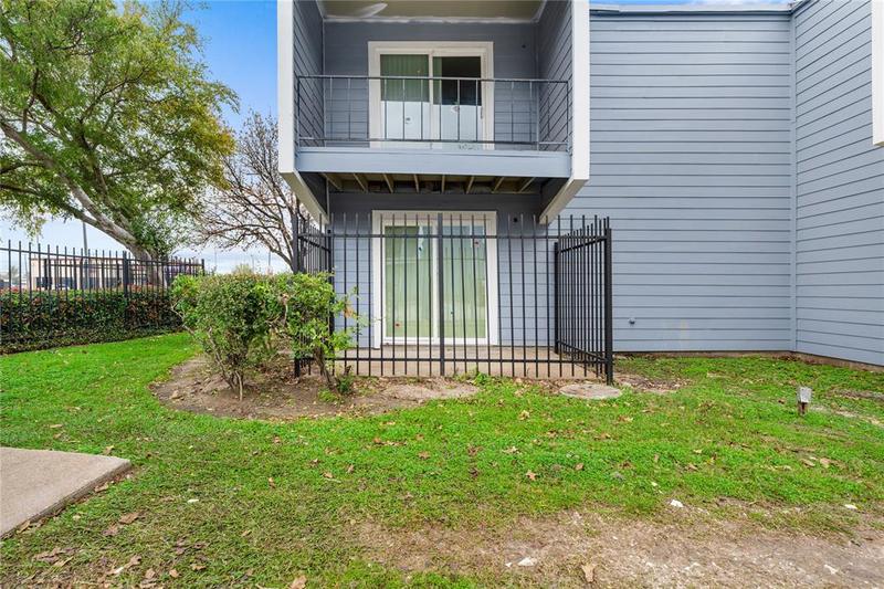 5625 Antoine Dr #305, Houston, TX 77091 for Sale