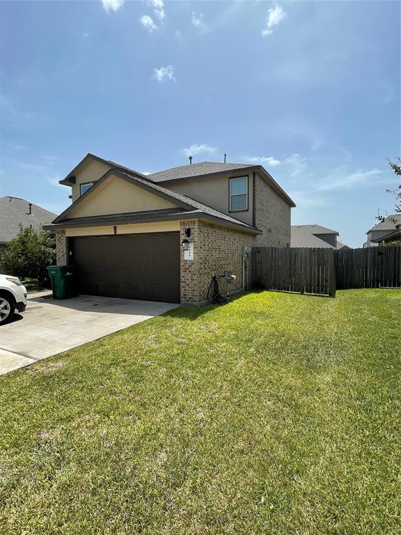 9910 Bezeled Circle Ln, Rosharon, TX 77583 for Sale