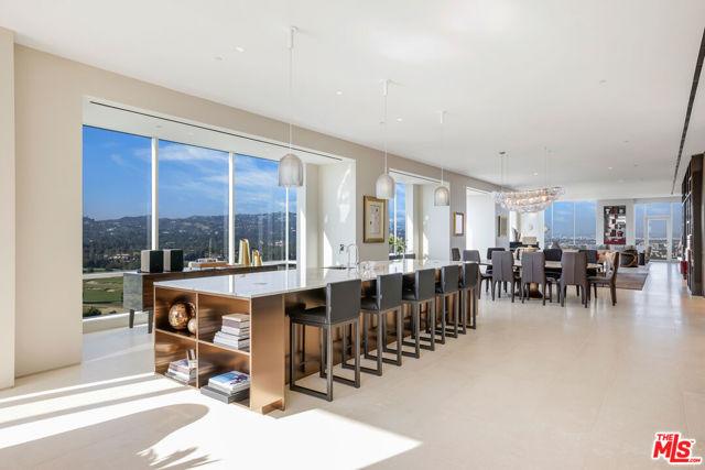 1200 Club View 19, Los Angeles CA 90024 for Sale