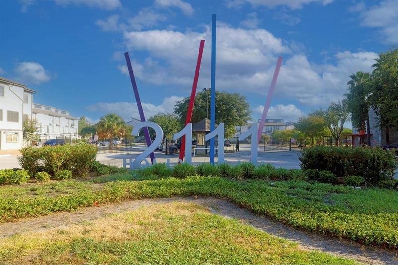 2111 Holly Hall St 4810, HOUSTON, TX 77054 for Sale