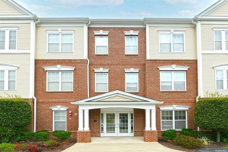 915 Kirkland Ct Unit J 915, Central Islip, NY 11722  MLS# 3508669 for Sale
