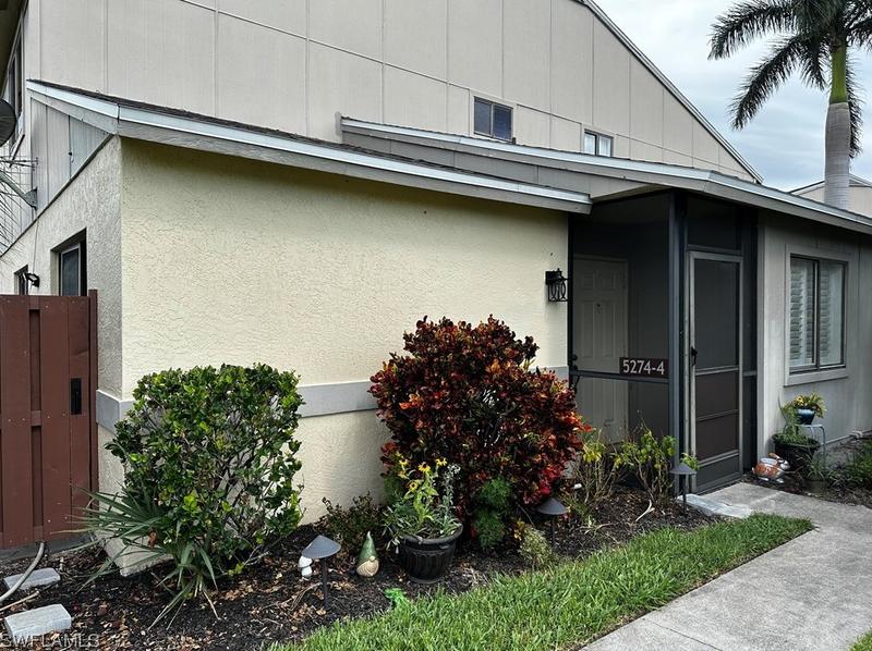 5274 Cedarbend Dr #4, Fort Myers, FL 33919 - MLS 223051991 for Sale