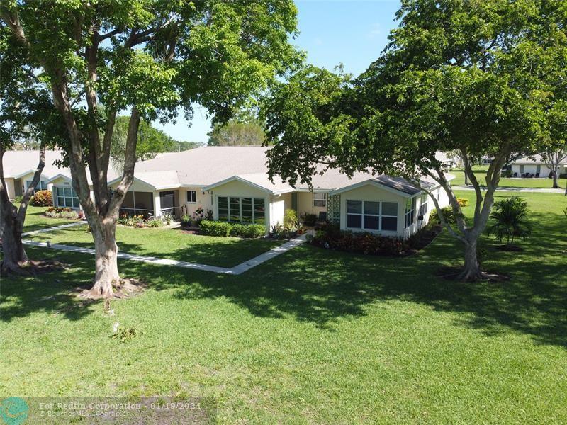 5264 Lakefront Blvd Unit C, Delray Beach, FL 33484  MLS# F10417549 for Sale