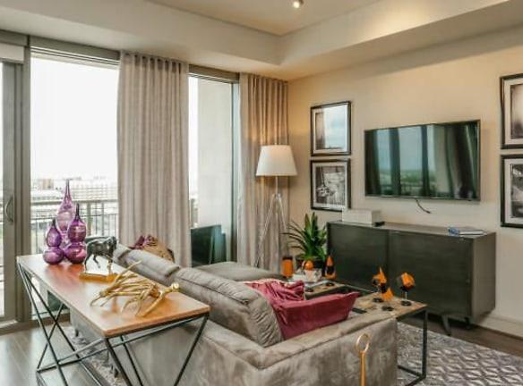 777 Preston St unit 327 - Houston, TX 77002 - Home For Rent