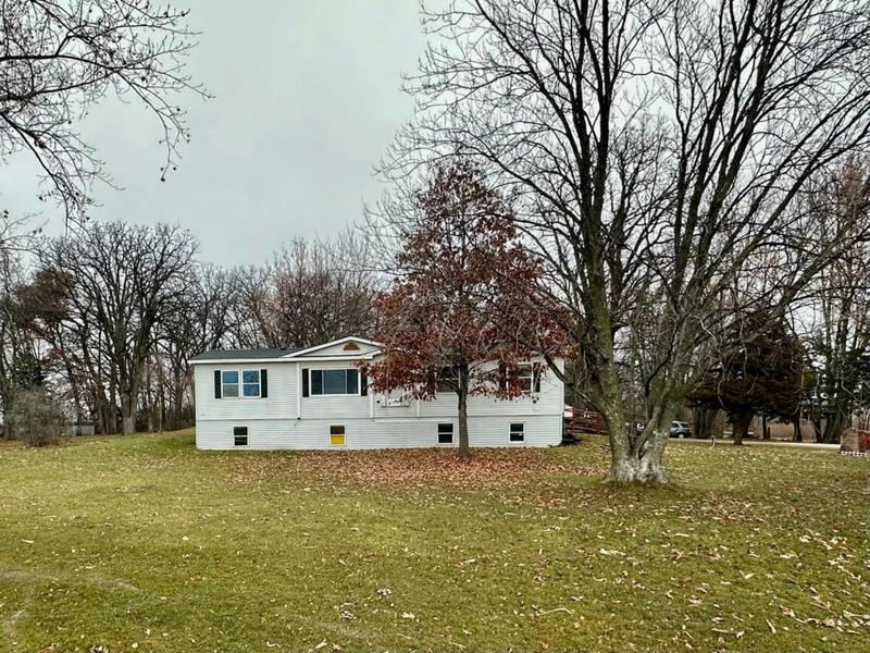 11801 140TH ST, Le Roy, MN 55951 Single Family Residence For Sale  MLS# 6466107