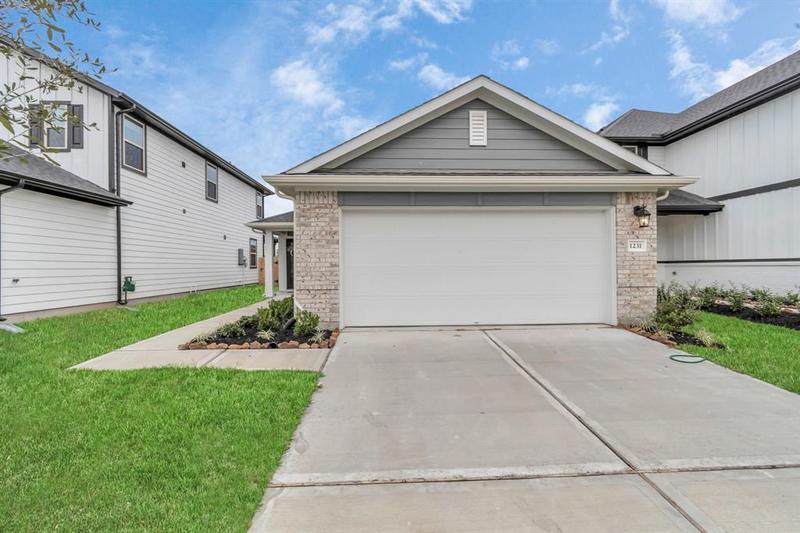 1231 Tanner Dell Drive, Crosby, TX 77532 for Sale