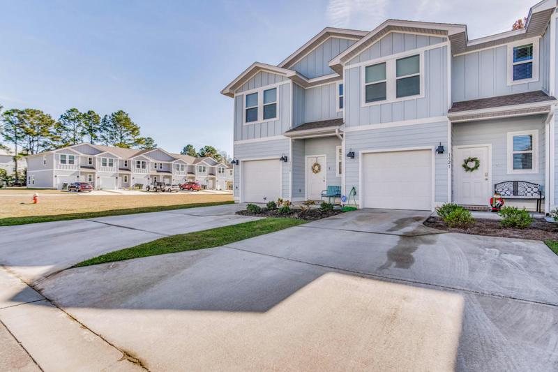 5682 STELLARJAY ST, Gulf Breeze, FL 32563 Townhouse For Sale  MLS# 934260