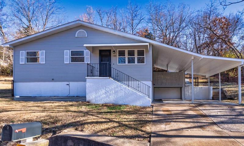 1980 Valmont Dr, Arnold, MO 63010 - MLS 23071142 for Sale