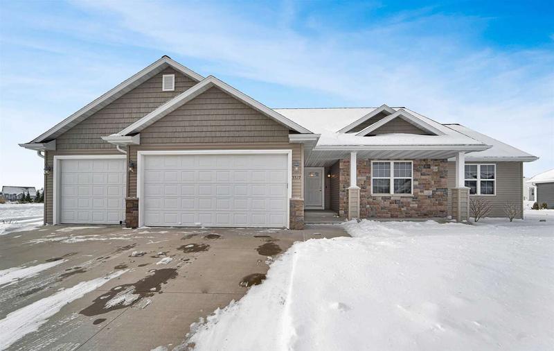 5519 N AMETHYST Drive, Appleton, WI 54913  620952900 for Sale