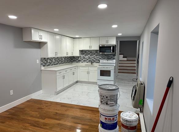 773 Pleasant St unit 5 - Worcester, MA 01602 - Home For Rent