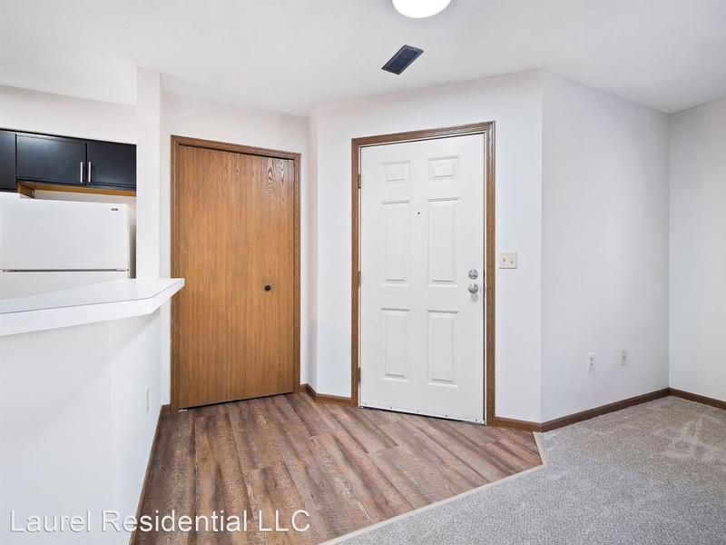 376 W. Cedar St for Sale