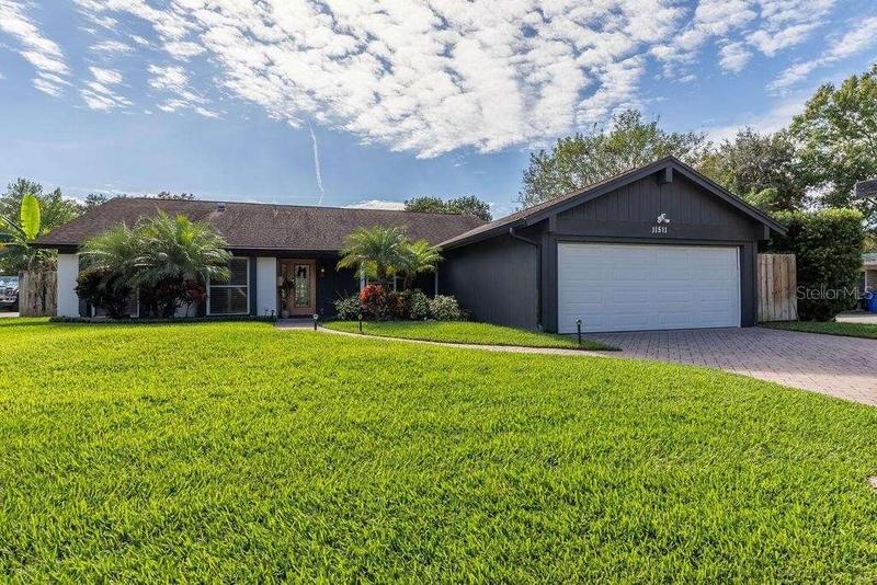11511 ARECA ROAD, TAMPA, FL 33618  611250201 for Sale