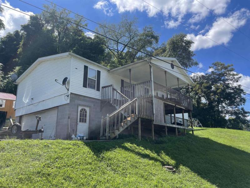 1032 CAPITOL AVE, Clarksburg, WV 26301 Multi Family For Sale  MLS# 10150838