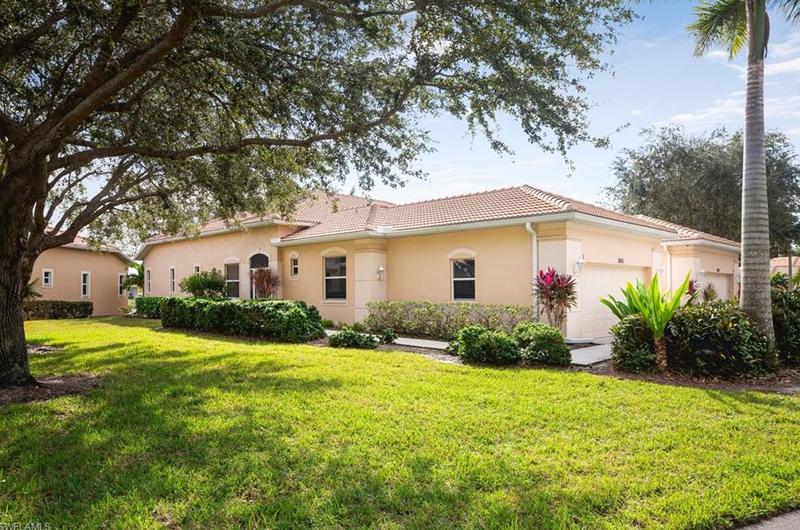 8165 Sanctuary Dr #71-1, Naples, FL 34104 - MLS 223088072 for Sale