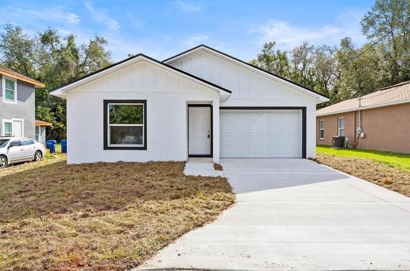 820 Ave R NE, Winter Haven, FL 33881 - MLS L4940740 for Sale