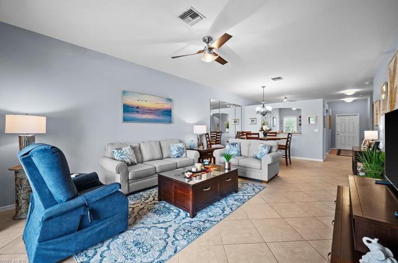 7807 Berkshire Pines Dr, Naples, FL 34104 - MLS 223084234 for Sale