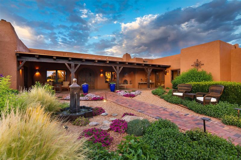 Santa Fe, Santa Fe County, NM House for sale Property ID: 417058141