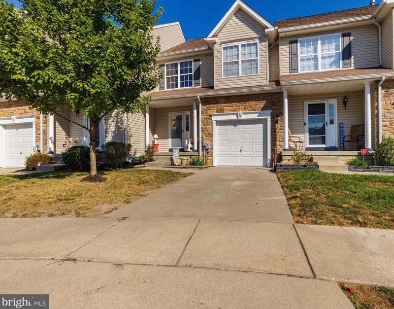 7 Wayne Ct, Gloucester Township, NJ 08012 - MLS NJCD2054818 for Sale