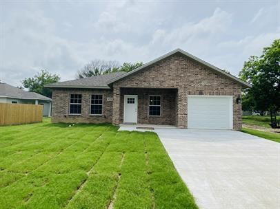 4202 Henderson St, Greenville, TX 75401 for Rent