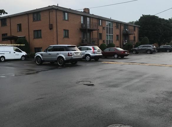 Pine Banks Village Apartments - 1060 Main St - Malden, MA Apartments for Rent