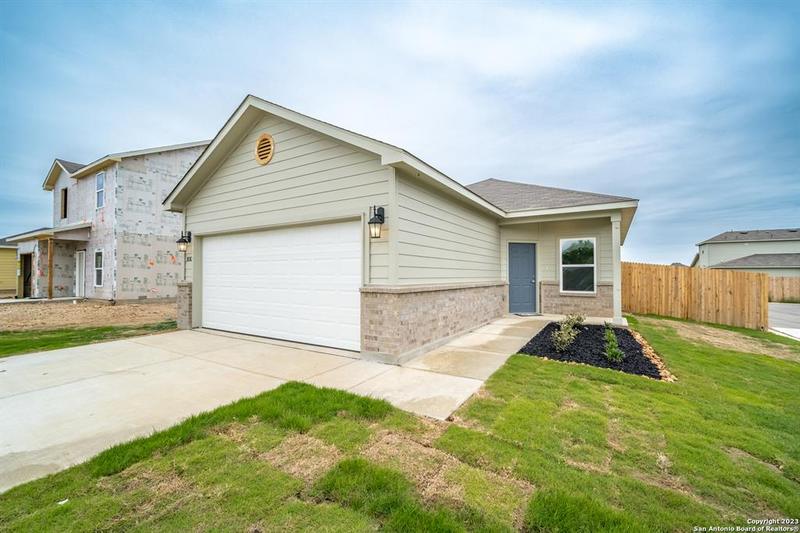 14715 Butch Cassidy St, Lytle, TX 78052 for Sale