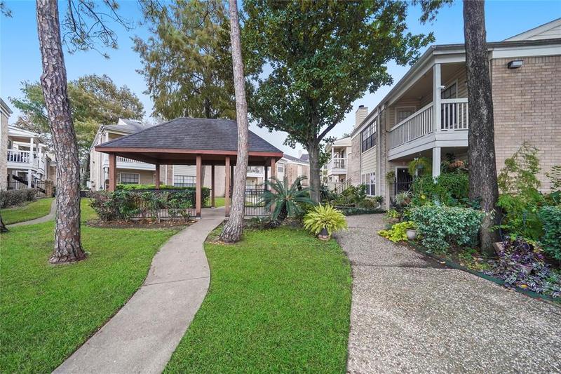 2750 Holly Hall St #208, Houston, TX 77054 for Sale