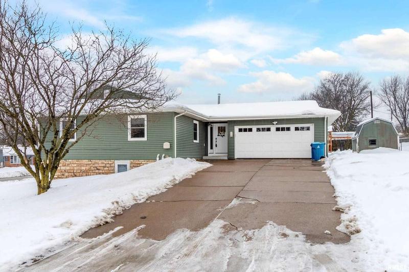11621 25TH Street West, Milan, IL 61264  621162591 for Sale
