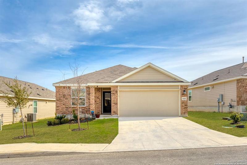 6646 BEEHIVE DR, San Antonio, TX 78252-1713 for Sale