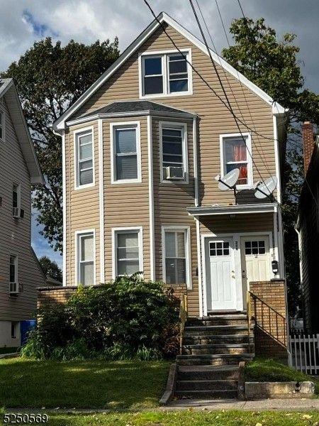 Clifton, Passaic County, NJ House for sale Property ID: 418022275